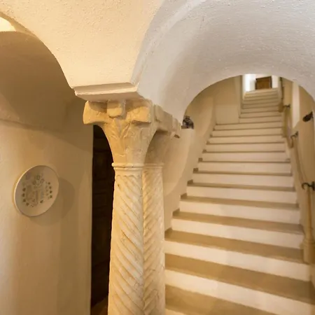 Estate4home - Elsa Villa