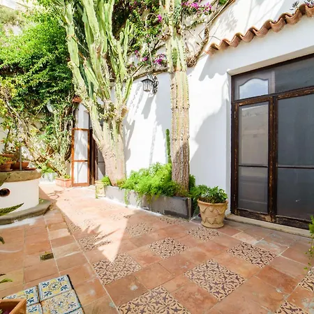 Estate4home - Elsa Villa